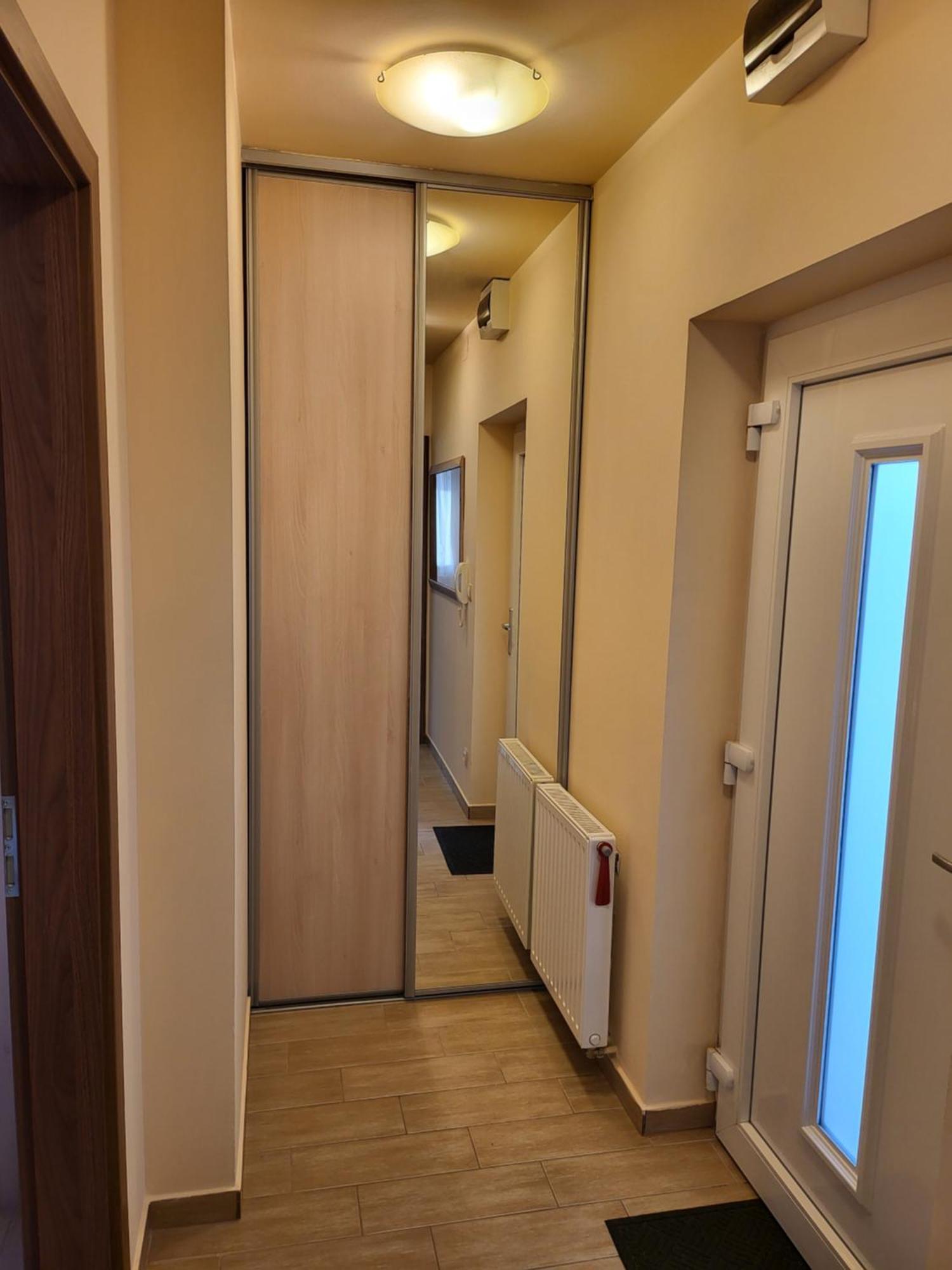 Triangol Apartman: Fuerdo, Belvaros, Egyetem غيور المظهر الخارجي الصورة